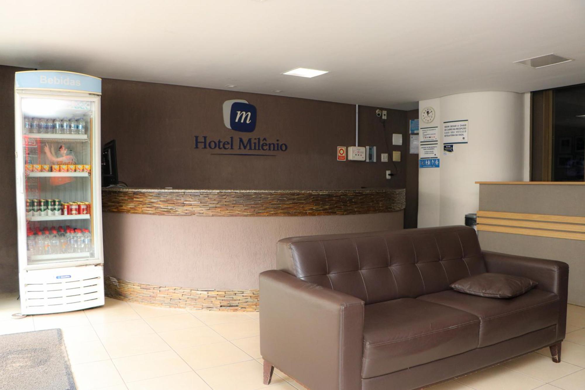 Hotel Milenio Ponte Nova Exteriör bild
